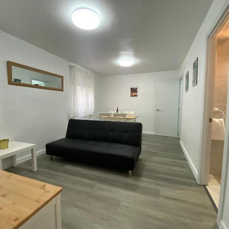 Ferienwohnung Piso Junto Al Hospital Macarena Sevilla Exterior foto