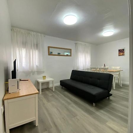 Ferienwohnung Piso Junto Al Hospital Macarena Sevilla Exterior foto