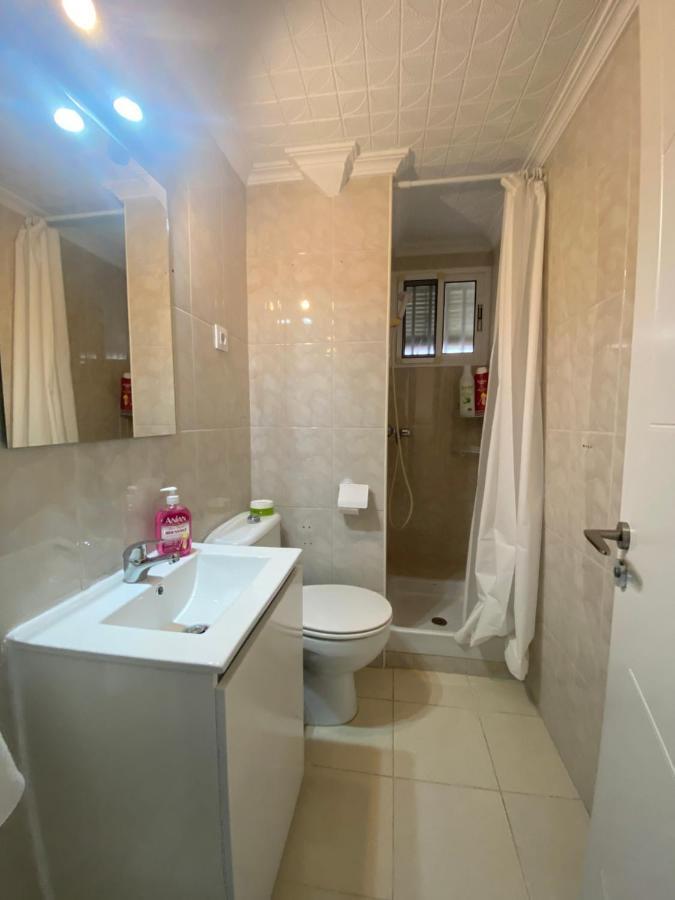 Ferienwohnung Piso Junto Al Hospital Macarena Sevilla Exterior foto