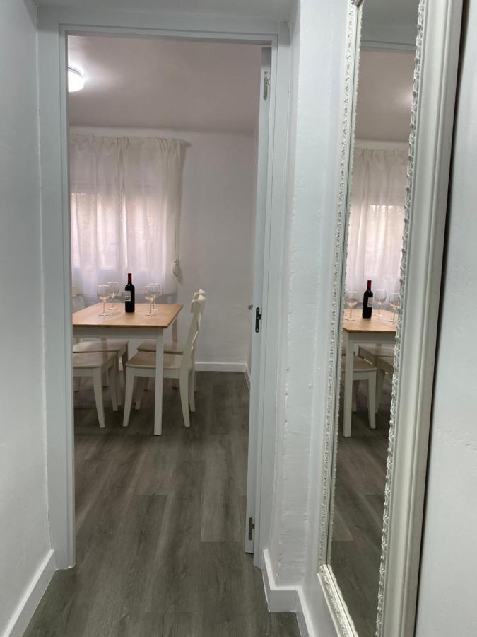 Ferienwohnung Piso Junto Al Hospital Macarena Sevilla Exterior foto